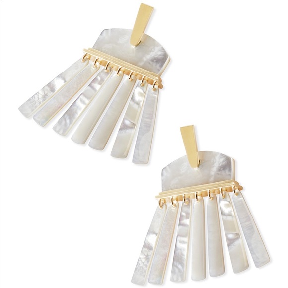 Kendra Scott Jewelry - Kendra Scott Layne Earings